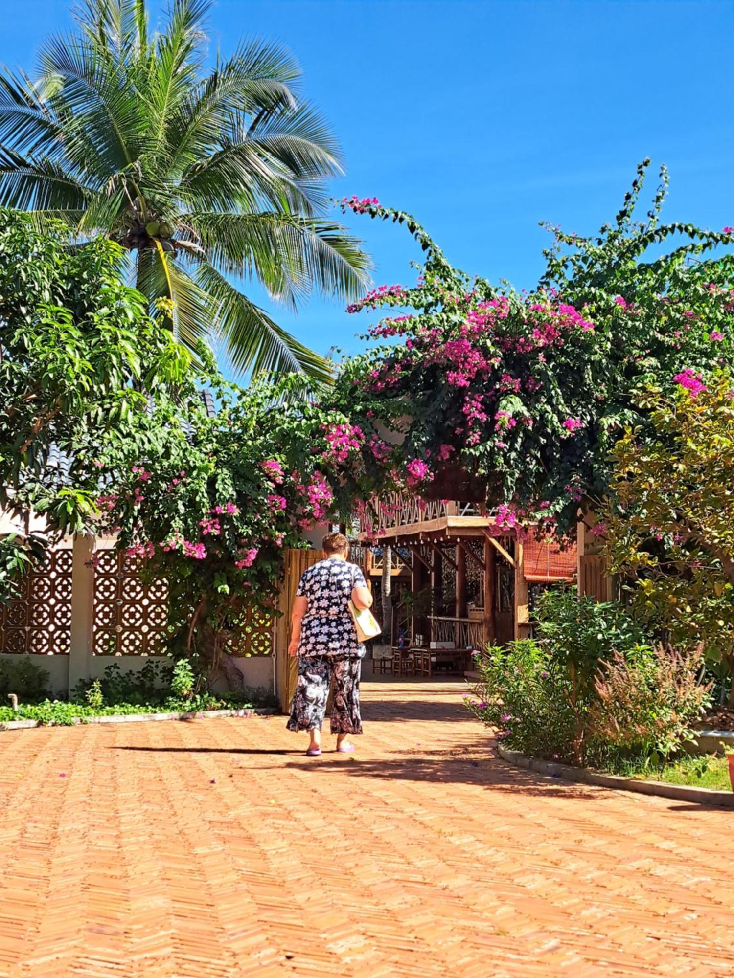 Golden Lotus Spa & Homestay Ap Thien Phuoc Exterior photo