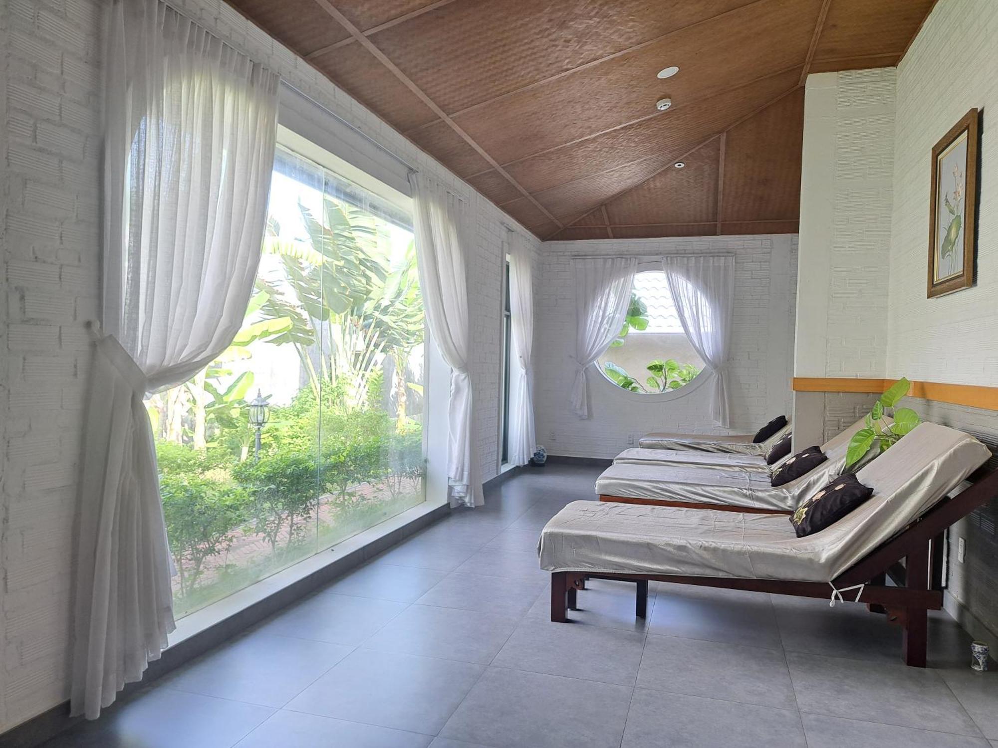 Golden Lotus Spa & Homestay Ap Thien Phuoc Exterior photo